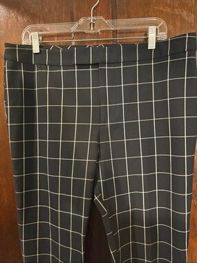 Black and white pants
